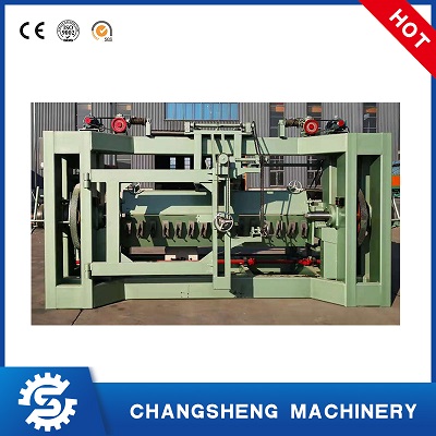 Common quality problems of 8 feet plywoood veneer peeling machine