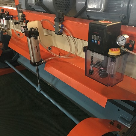 rotary cutting machine