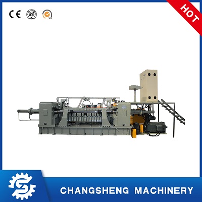 What are the small details of the spindle veneer peeling machine operation that need to be paid attention to?