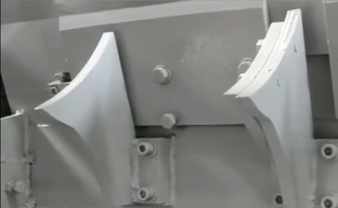 veneer peeling machine