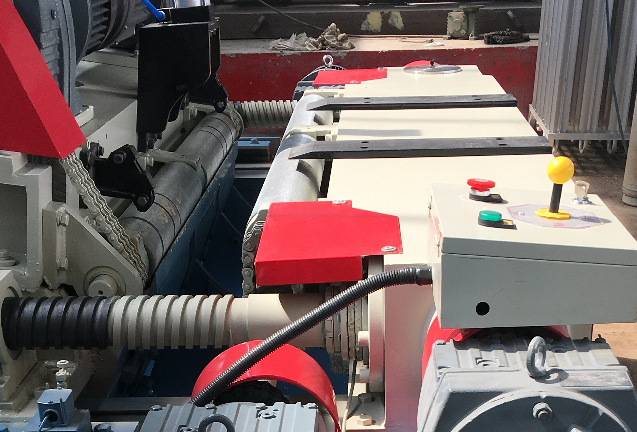 spindleless veneer peeling making machine