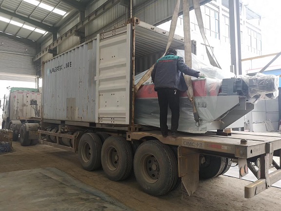 wood veneer peeling machine