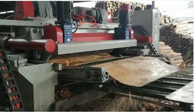 plywood veneer peeling machine