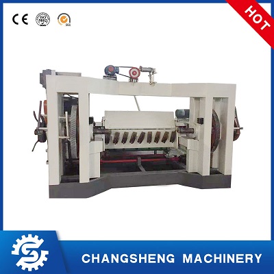 Maintenance of spindle veneer peeling machine