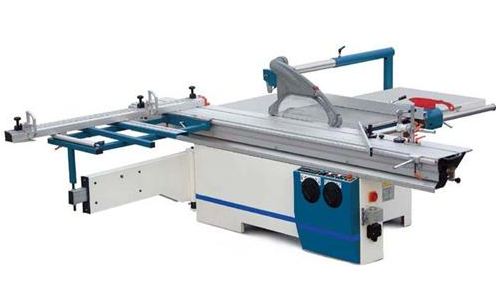 Plywood trimming saw